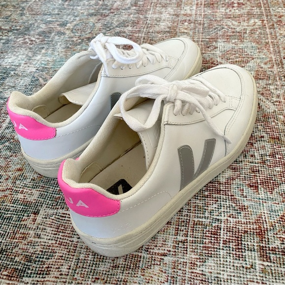 Veja Shoes - VEJA Camp Sneaker